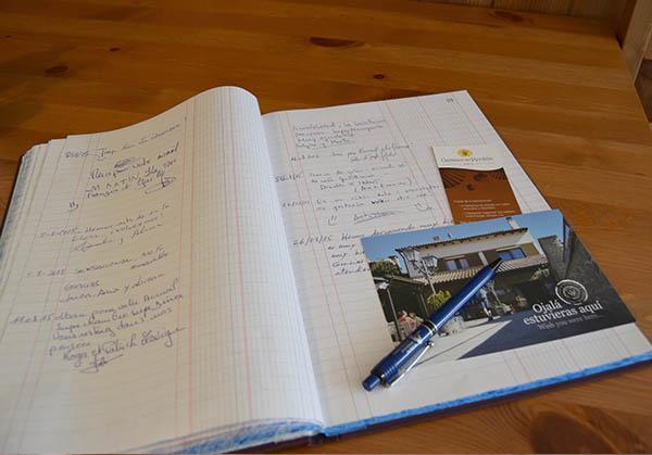 Hostal Camino Del Perdon Uterga Eksteriør billede