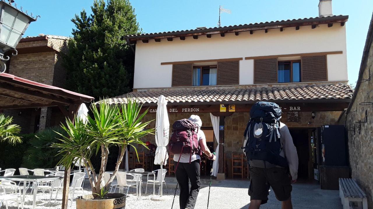 Hostal Camino Del Perdon Uterga Eksteriør billede